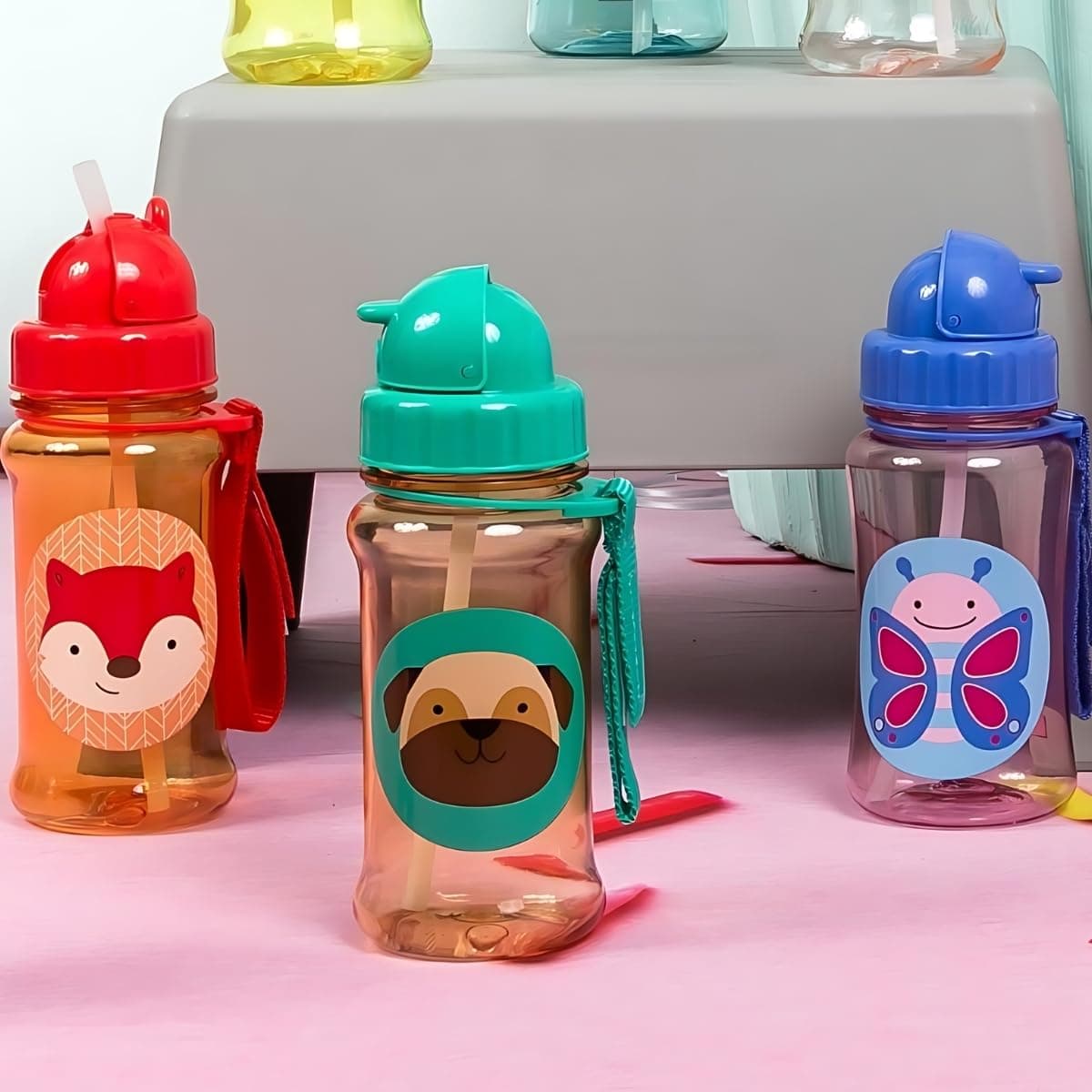 9N567810 Zoo plastic straw bottle PUG
