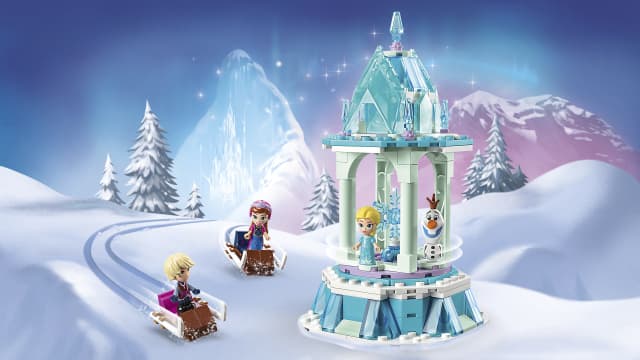 43218 Anna and Elsa's Magical Caro.