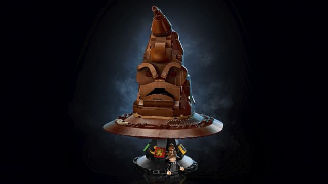 76429 Talking Sorting Hat™ V29