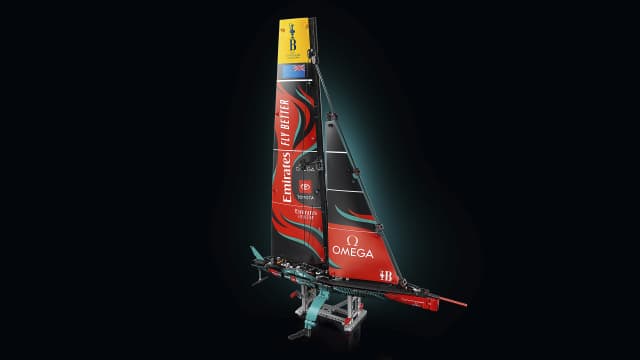 42174 Emirates Team New Zealand AC..