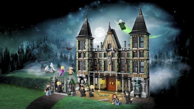 76453 Malfoy Manor V29