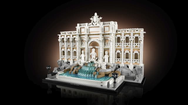 21062 Trevi Fountain V29