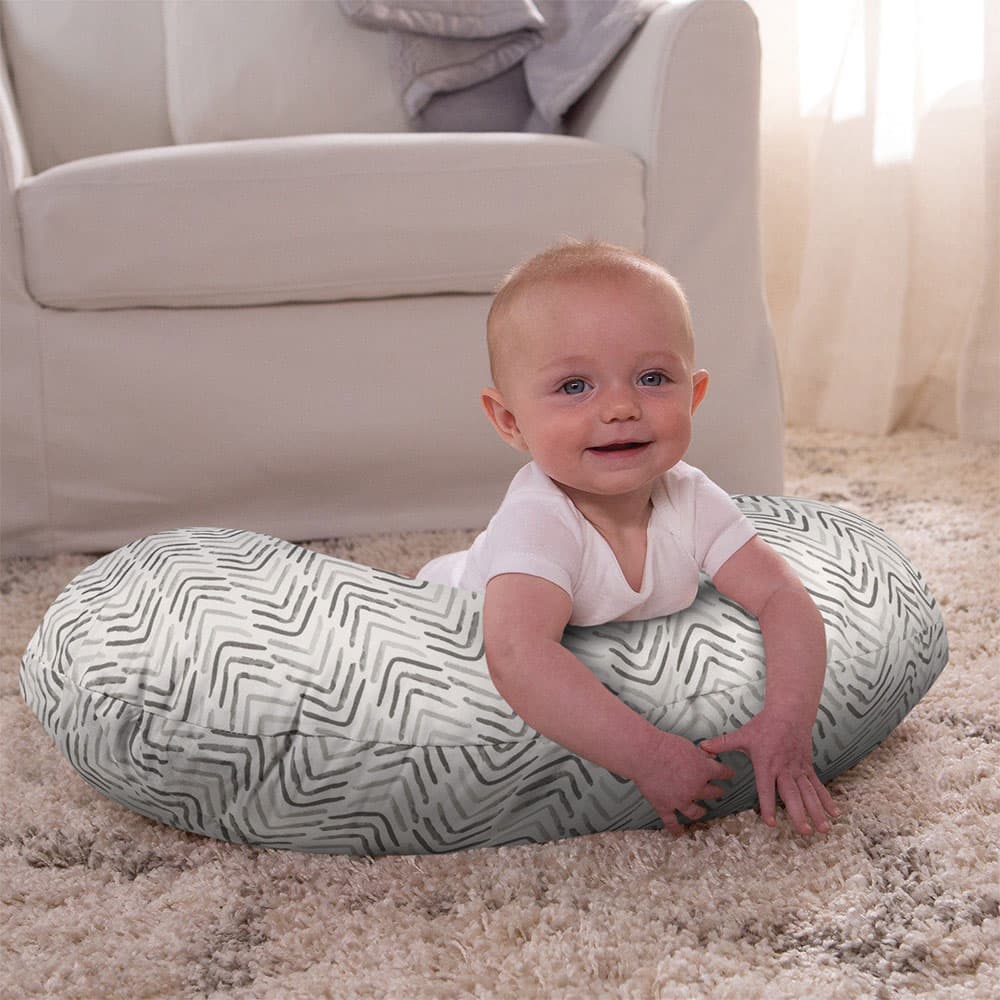 KID115 KIDZZ NURSING PILLOW GRAY STRIPES 40X50CM