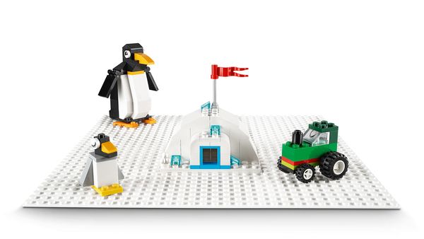 11026 White Baseplate V29 2