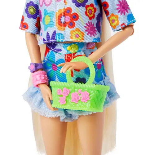 HDJ45 BRB EXTRA DOLL AND PET J6 2