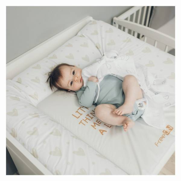 43759 FREEON CHANGING MAT LARGE, LOVE FOX, 85X72 CM 2