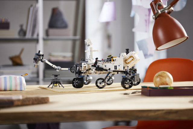 42158 NASA Mars Rover Perseverance 4