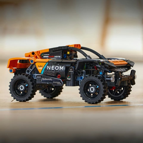 42166 NEOM McLaren Extreme E Race.. V29 4