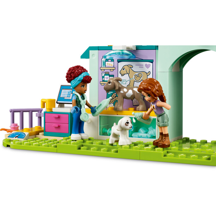 42632 Farm Animal Vet Clinic E2 1