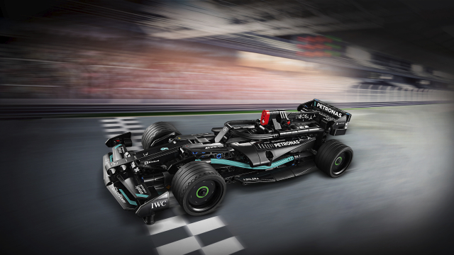 42165 Mercedes-AMG F1 W14 E Perfor.. V29 1