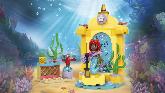 43235 Ariel's Music Stage 1