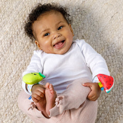 316698 INFANTINO Baby’s 1st Rattle Set 2