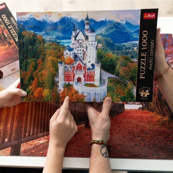 10813 Puzzles - "1000 Premium Plus" - Photo Odyssey: Neuschwanstein Castle, Germany_FSC Mix 70% 3