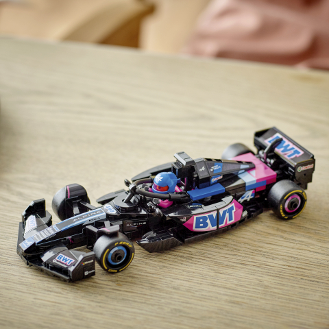 77248 BWT Alpine F1® Team A524 Rac.. V29 2