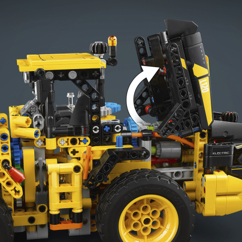 42209 Volvo L120 Electric Wheel Loader 4