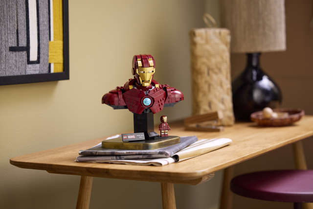 76327 Iron Man MK4 Bust 3