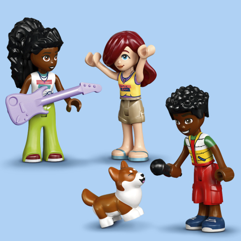 42653 Music Store & Apartment 3
