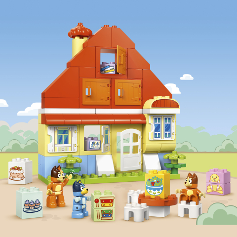 10459 Bluey's Family House with Me.. V29 1