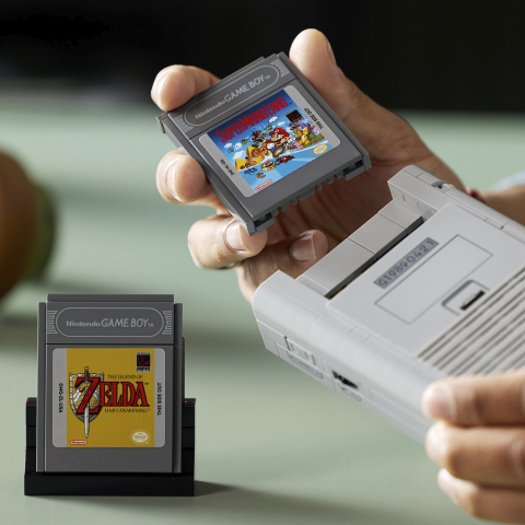 72046 Game Boy™ V29 2