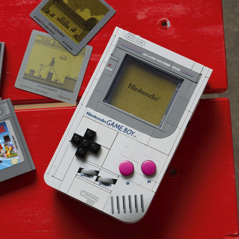 72046 Game Boy™ V29 4
