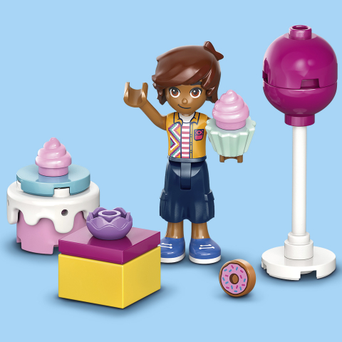 42675 Unicorn Cake Delivery Car V29 3