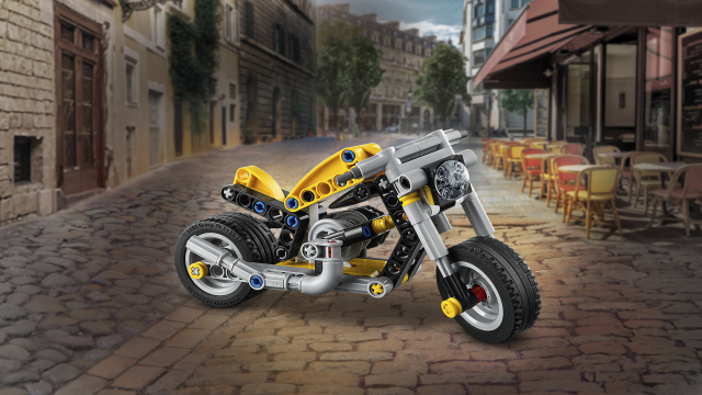 42225 Yellow Motorcycle V29 1