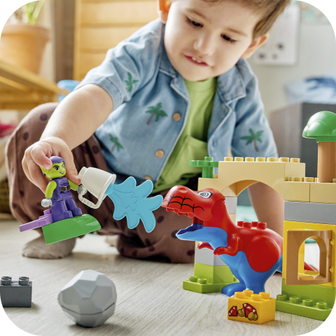 10463 Dinosaur Spidey-Rex vs. Green Goblin 4