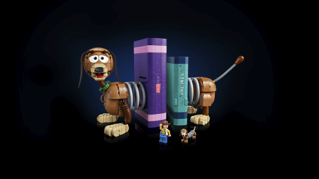 43301 Toy Story Slinky Dog Bookends V29 1