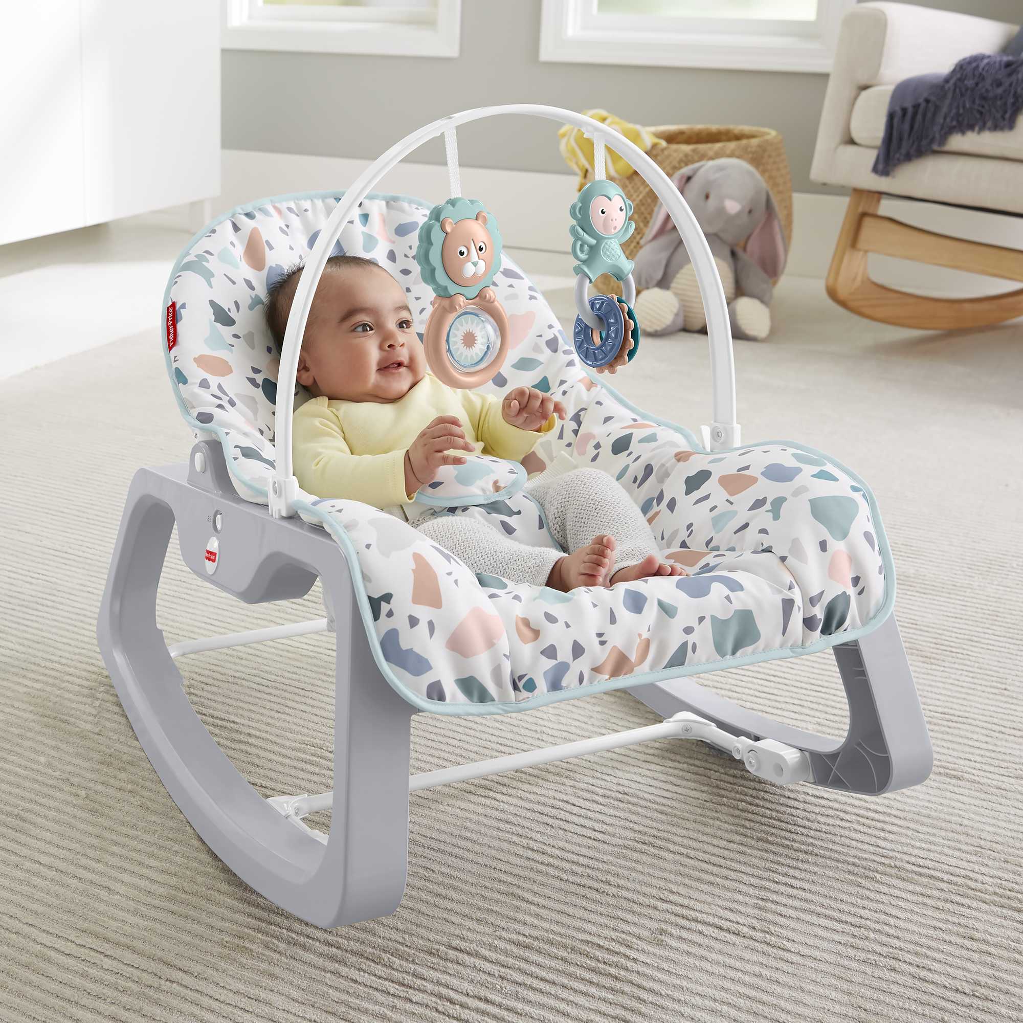GNV69 Fisher-Price Infant-To-Toddler Rocker 1